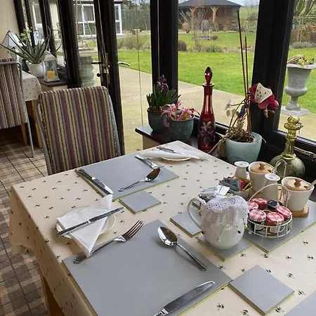 Killerby Farm Bed & Breakfast *